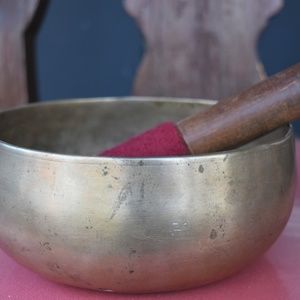Antique Tibetan Meditation Yoga Singing Bowl Set